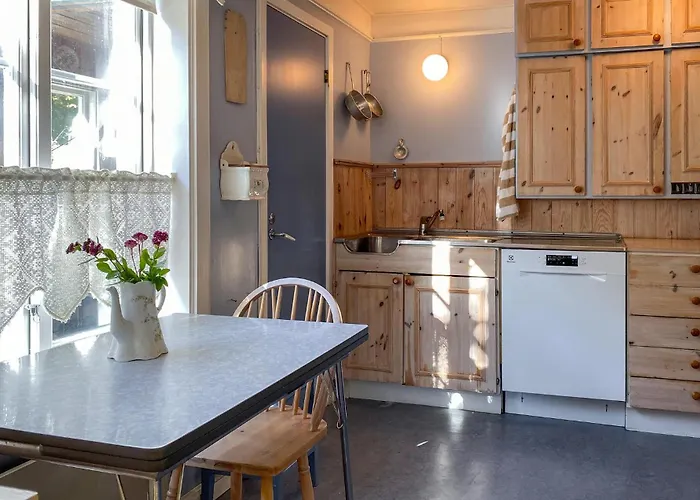 Beautiful In Vistdal With Wifi * Myklebostad (More og Romsdal)